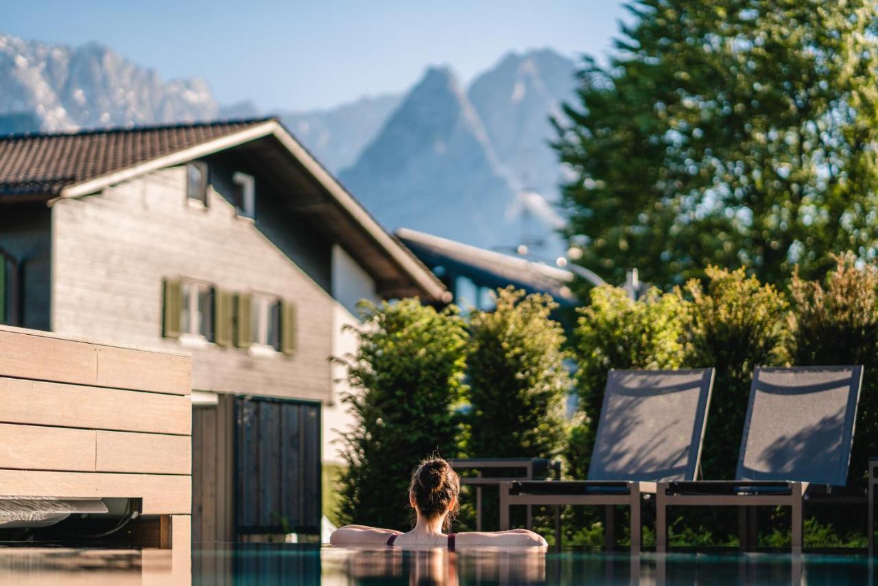 Aja Garmisch-Partenkirchen Hotel Exterior photo